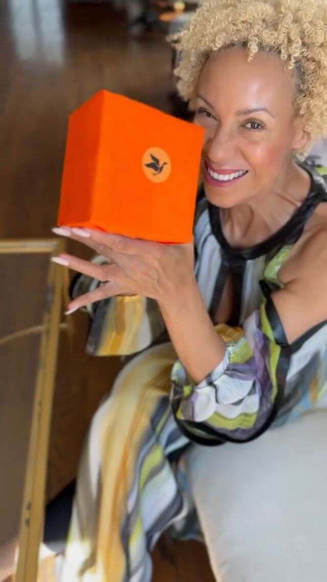 My God! I’ve received a Fed-Ex from London with a @duckworthprestex ⌚️watch! Thank you so much, Neil, for this fabulous and very generous gift! I’m vastly humbled!!!  Love this California dial! Invented originally by @rolex Makes me feel extra smart! 💡  The Duckworth Prestex California 24 - New collection limited to 20 pieces per colour.  This watch combines the elegance of a cushion-case and outer railroad track with a stunning coloured gloss dial, bold ‘california’ style numerals.  First invented in the 1940’s on a Rolex, a California dial mixes two numeral styles.  Roman numbers on the top half and Arabic numbers on the bottom half of the dial.  The dynamic 316L stainless steel case uses a combination of brushed and polished finishes, and its restrained proportions mean that it should feel right at home on all wrist sizes.  The California 24’s screw-down crown helps the watch achieve an impressive water resistance rating of 200-metre and protects the reliable and accurate Miyota 9039 automatic movement that beats inside.   Come see us at the next watch show!  Thx @mistersunset for playing the DP!!! 🎞️🕵️‍♂️  #giftsfromtheuniverse #microbrandwatches #hautehorology #horologymania #watchnerd #watchmaniacs #watchaddiction⌚️ #watchgeeks #watchbox #watchshots #wristshotlove #timepieces #watchpassion #watchcollectionlifestyle #luxurywatches #watchonline #watchacademy #watchshop #watchesforsale #watchgram #specialwatch