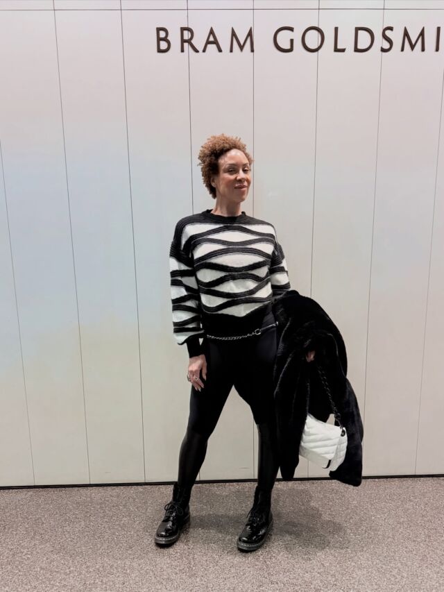 Fabulous event of one of my fave TV Shows “The Studio”! 
Super energy in the room!
I’m starting to be on many email lists!
Thank you!  #thestudio #hollywoodlifestyle #lovethebiz